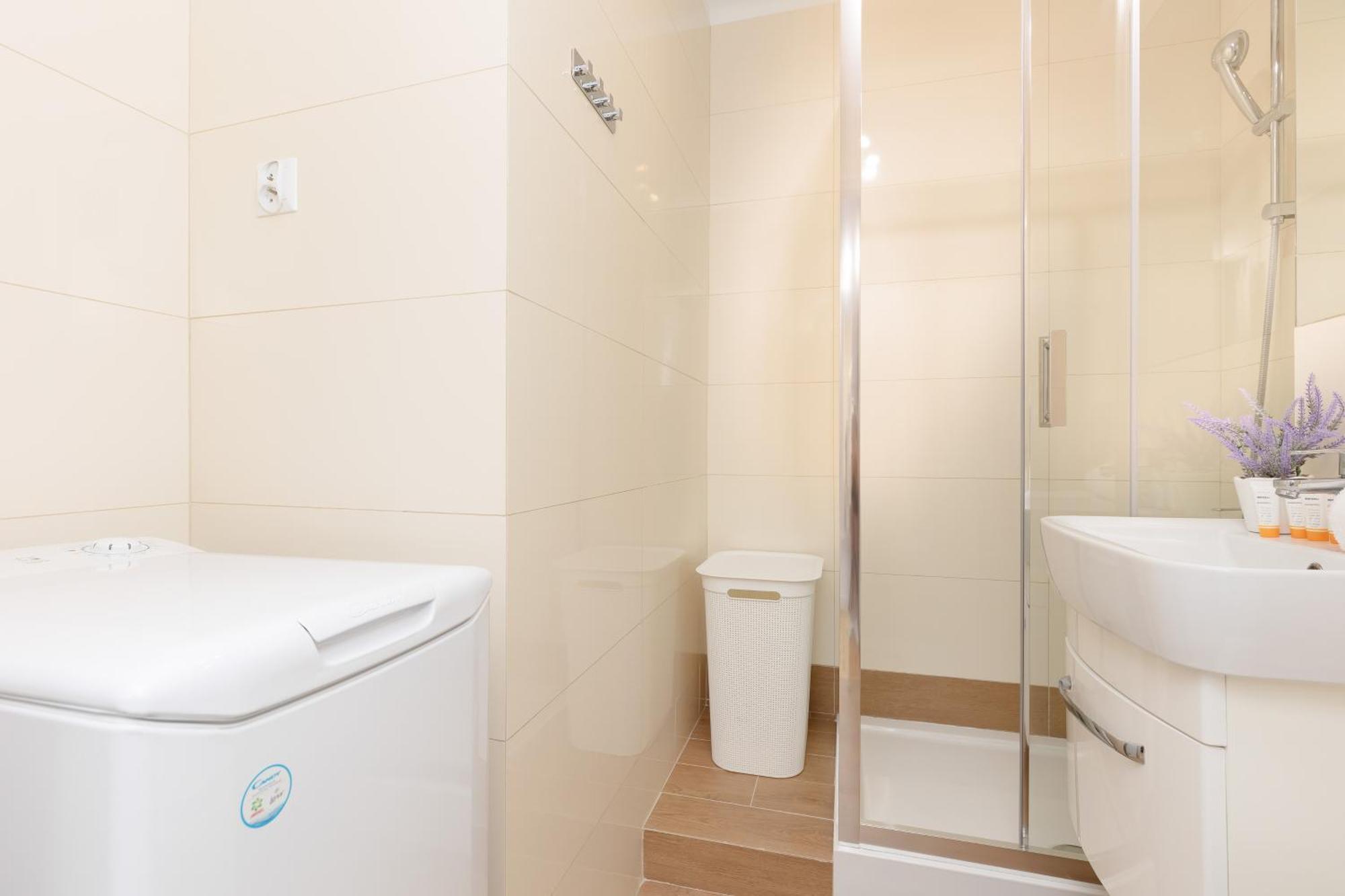 Apartments Warsaw Grzybowska By Noclegi Renters Luaran gambar